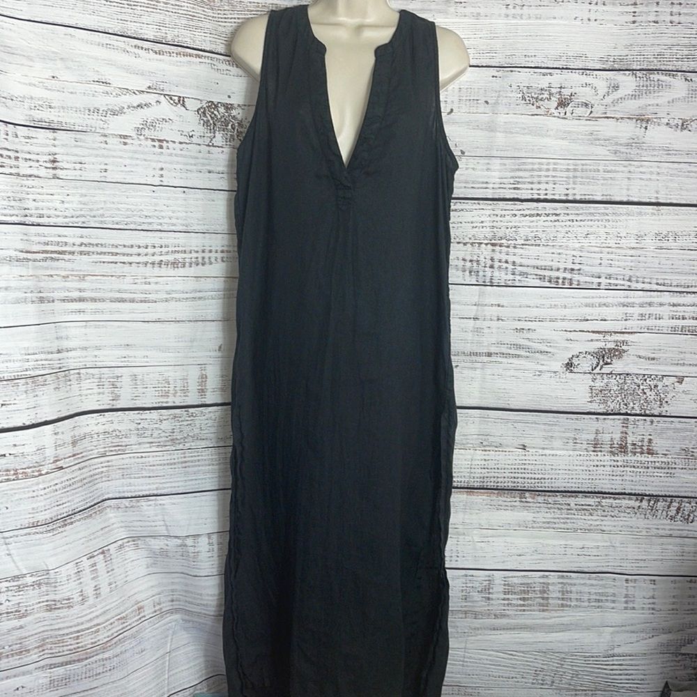 Athleta Black Sleeveless Midi Dress